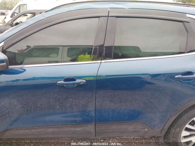 1FMCU0DZ5LUB62581 Ford Escape Titanium Hybrid