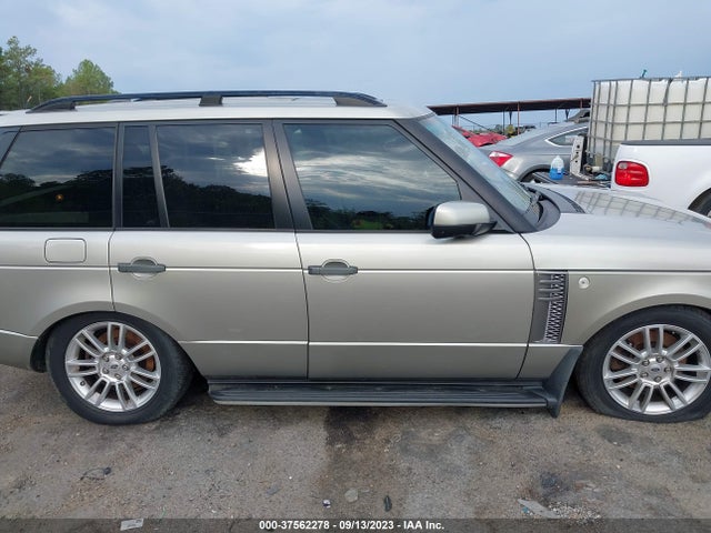 2011 LAND ROVER RANGE ROVER HSE VIN: SALME1D4XBA338257