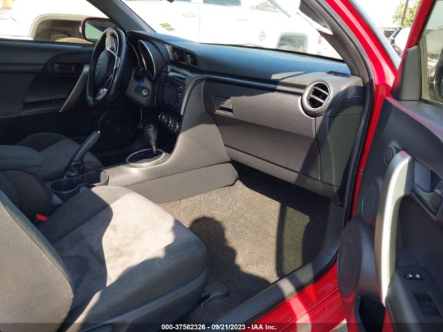 JTKJF5C79FJ002009 Scion TC