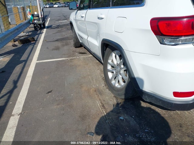 1C4RJFAG9MC655216 Jeep Grand Cherokee Laredo E
