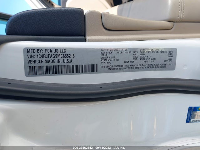 1C4RJFAG9MC655216 Jeep Grand Cherokee Laredo E