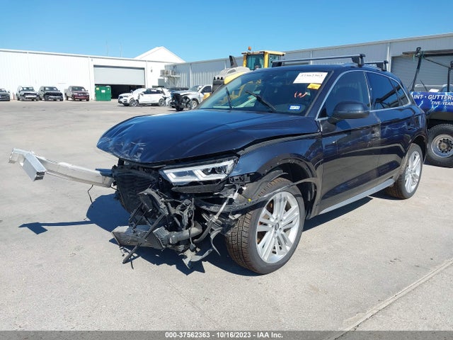 WA1BNAFY8J2049881 Audi Q5 Premium Plus
