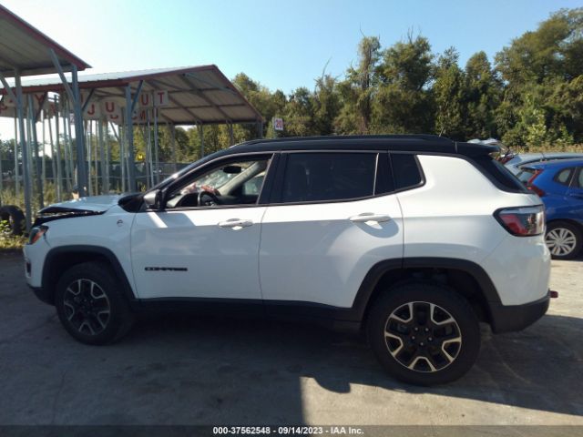 3C4NJDDBXKT799281 Jeep Compass Trailhawk
