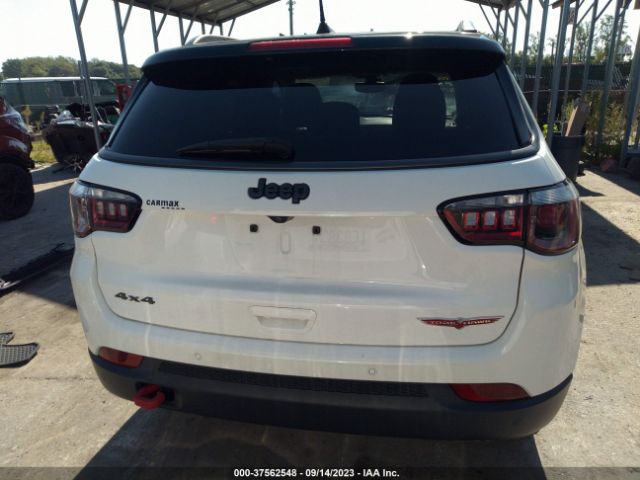 3C4NJDDBXKT799281 Jeep Compass Trailhawk