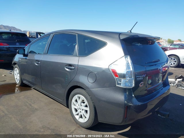 Toyota Prius V Two/three/five 2014 JTDZN3EU5EJ001989 Image 3