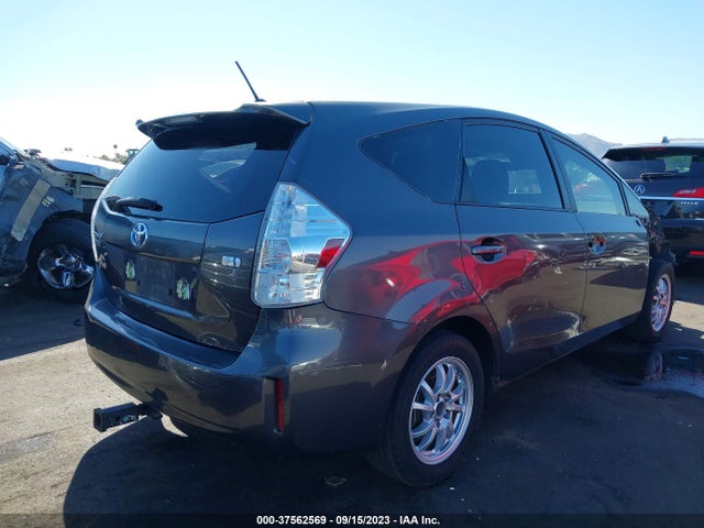 Toyota Prius V Two/three/five 2014 JTDZN3EU5EJ001989 Image 4