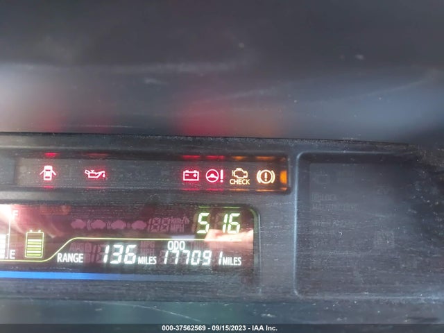 Toyota Prius V Two/three/five 2014 JTDZN3EU5EJ001989 Image 7