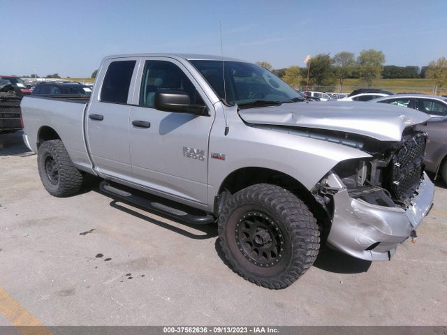 RAM 1500 Express 2017 1C6RR7FT7HS574867 zdjęcie główne