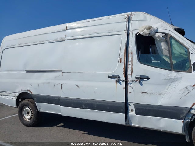 Mercedes-Benz Sprinter 2500 High Roof V6 2019 WD3PF1CDXKP149361 Image 12