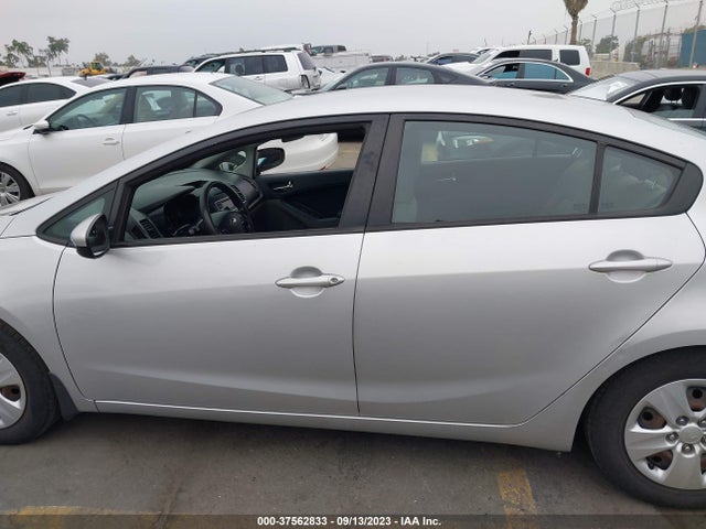 KIA FORTE LX 2015 KNAFK4A68F5359488 Image 6