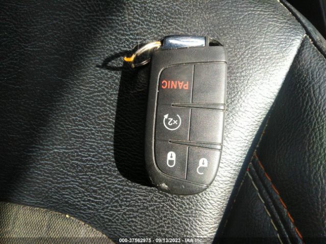 3C4NJDBB8JT418772 Jeep Compass Latitude