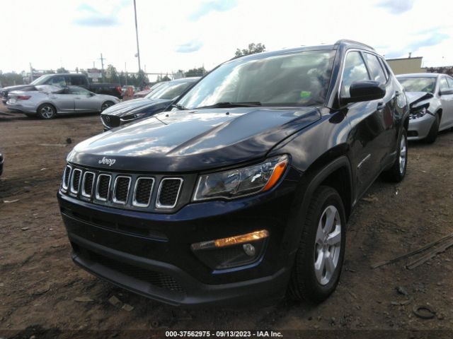 3C4NJDBB8JT418772 Jeep Compass Latitude