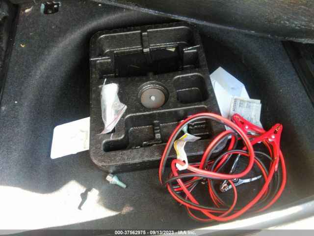 3C4NJDBB8JT418772 Jeep Compass Latitude