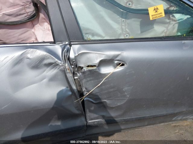 KNDCB3LCXN5514933 KIA NIRO LX