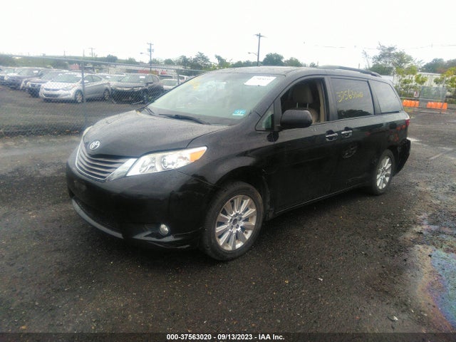 2015 TOYOTA SIENNA XLE VIN: 5TDDK3DC2FS105355