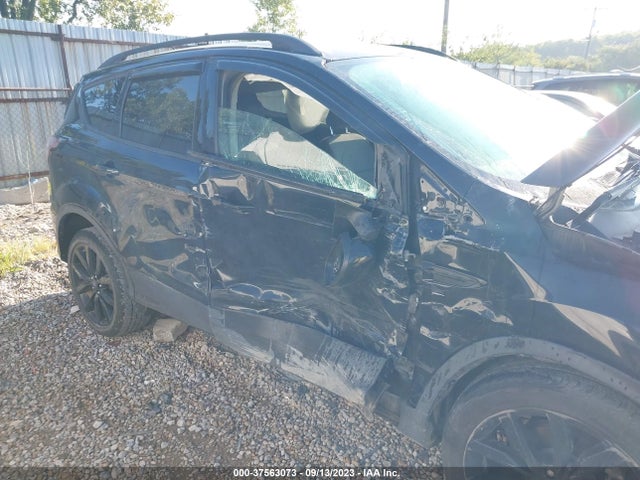 2018 FORD ESCAPE SE VIN: 1FMCU9GD0JUC75372