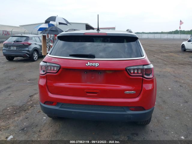 3C4NJCBB7JT441485 Jeep Compass Latitude