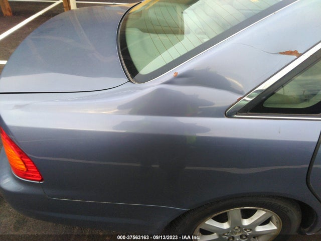 2000 TOYOTA AVALON XL/XLS VIN: 4T1BF28BXYU028817