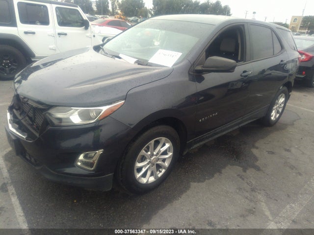Chevrolet EQUINOX LS 2018 3GNAXHEV0JS612476 Image 2