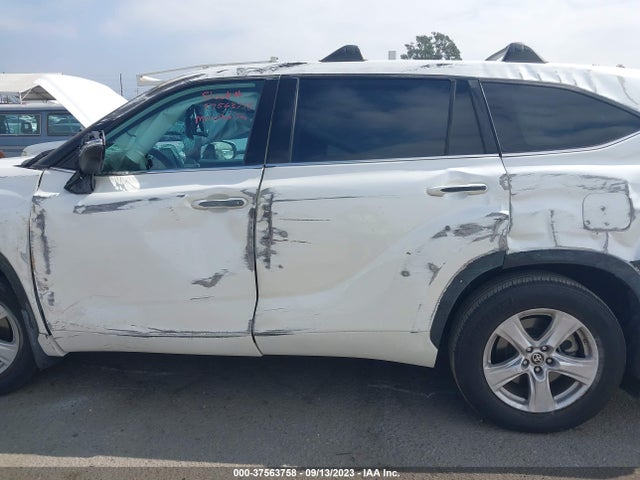 Toyota Highlander L/le 2021 5TDZZRAH0MS055640 Image 15