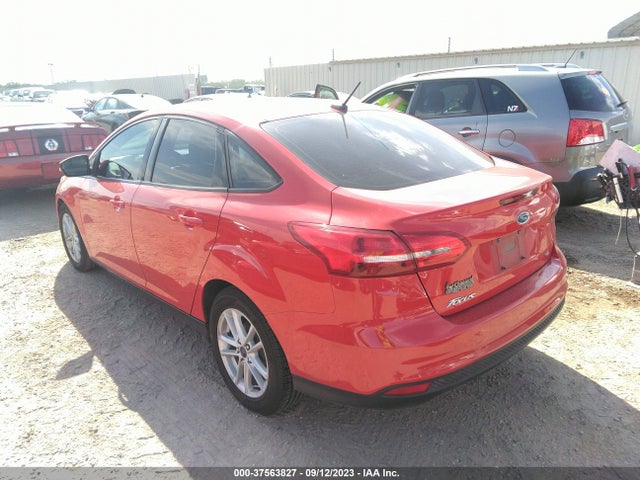 Ford FOCUS SE 2017 1FADP3F29HL328735 Image 3