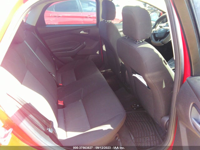 Ford FOCUS SE 2017 1FADP3F29HL328735 Image 8