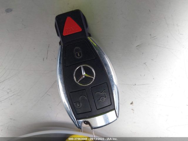 WDDUG8CB6FA136165 Mercedes-Benz S-class S 550