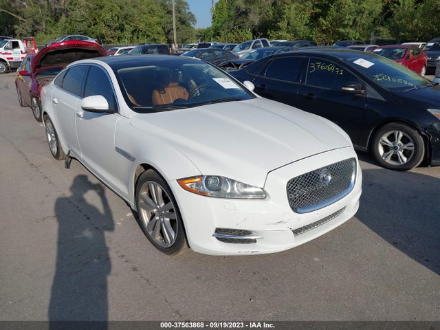 2013 JAGUAR XJ SAJWJ2GD8D8V54861 Photo 0