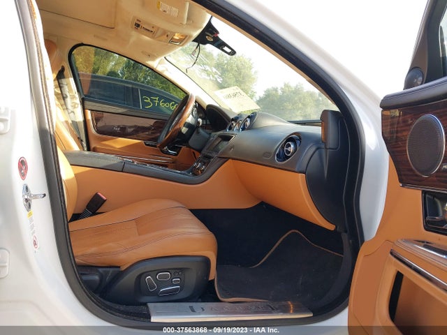 2013 JAGUAR XJ SAJWJ2GD8D8V54861 Photo 4
