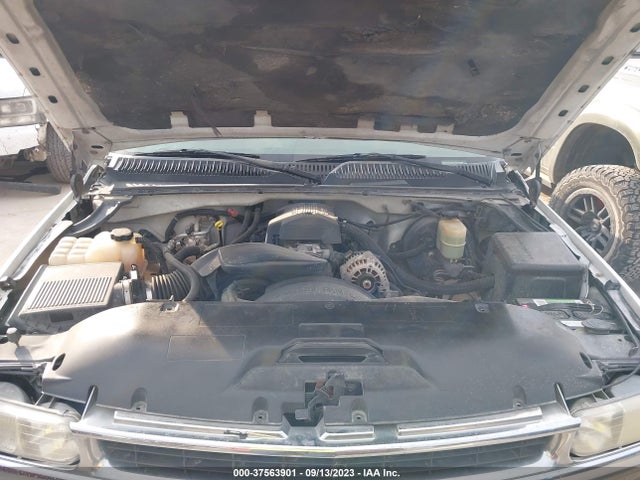 2000 CHEVROLET SILVERADO 1500 LS VIN: 2GCEC19V9Y1347778