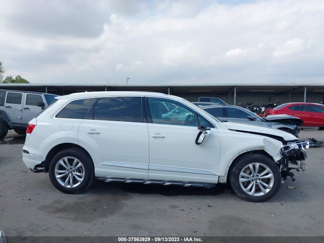 2018 AUDI Q7 PREMIUM PLUS VIN: WA1LAAF70JD021357
