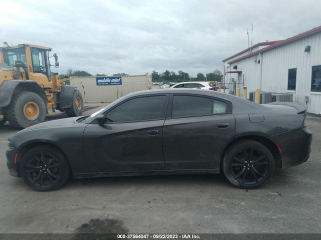2C3CDXBG2JH206619 Dodge Charger Sxt
