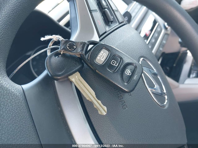 Hyundai ELANTRA SEL 2018 5NPD84LF6JH224072 Image 3