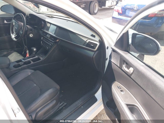 KIA Optima S 2018 5XXGT4L38JG247558 Image 5