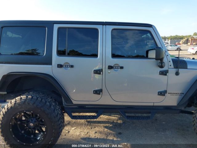 1C4BJWEG5EL102723 Jeep Wrangler Unlimited Sahara