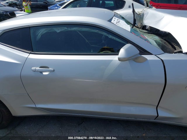 Chevrolet Camaro 1lt 2017 1G1FB1RS0H0183337 Image 13