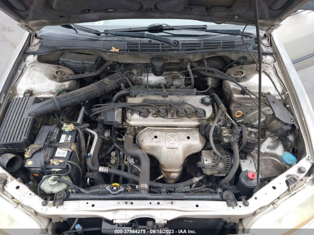 1998 HONDA ACCORD SDN LX VIN: 1HGCG5641WA072801