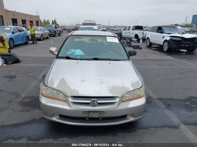1998 HONDA ACCORD SDN LX VIN: 1HGCG5641WA072801