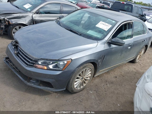 1VWBS7A3XGC017379 Volkswagen Passat 1.8t Se