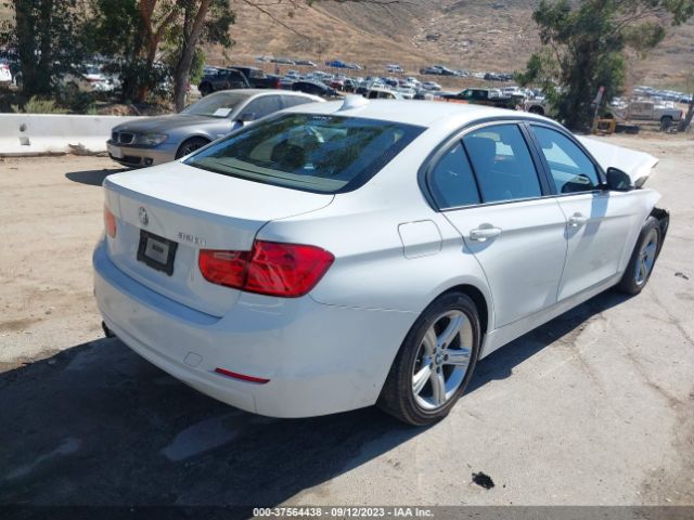 WBA3C1C59EK112953 BMW 3 Series 328i