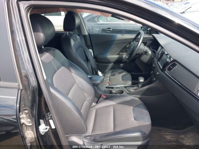 KNDCC3LC7H5037170 KIA NIRO EX