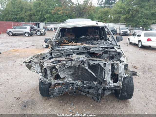 Chevrolet Suburban Lt 2018 1GNSCHKC1JR396322 Image 6