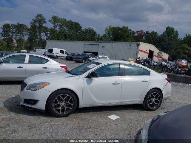 2G4GL5EX7H9147079 Buick Regal Sport Touring