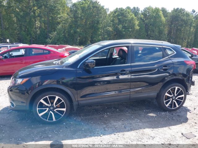 JN1BJ1CP4HW015455 Nissan Rogue Sport Sl