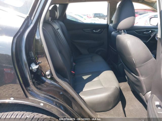 JN1BJ1CP4HW015455 Nissan Rogue Sport Sl