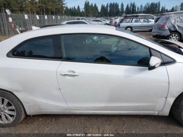KNAFX6A80G5594760 KIA Forte Koup Ex