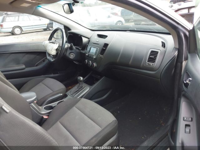 KNAFX6A80G5594760 KIA Forte Koup Ex