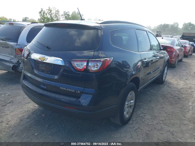 Chevrolet Traverse Ls 2015 1GNKRFKDXFJ234772 Image 4