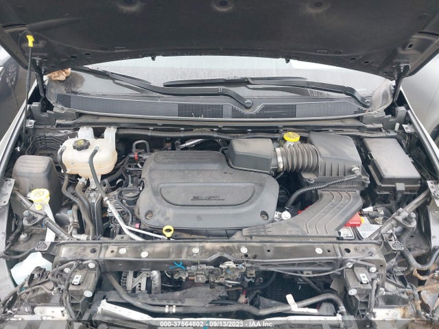 2C4RC1CG5NR229882 Chrysler Voyager Lx