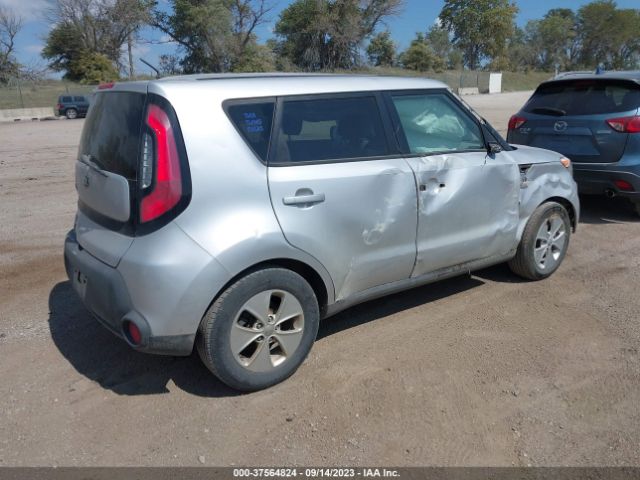 KNDJN2A2XE7705873 KIA Soul Base